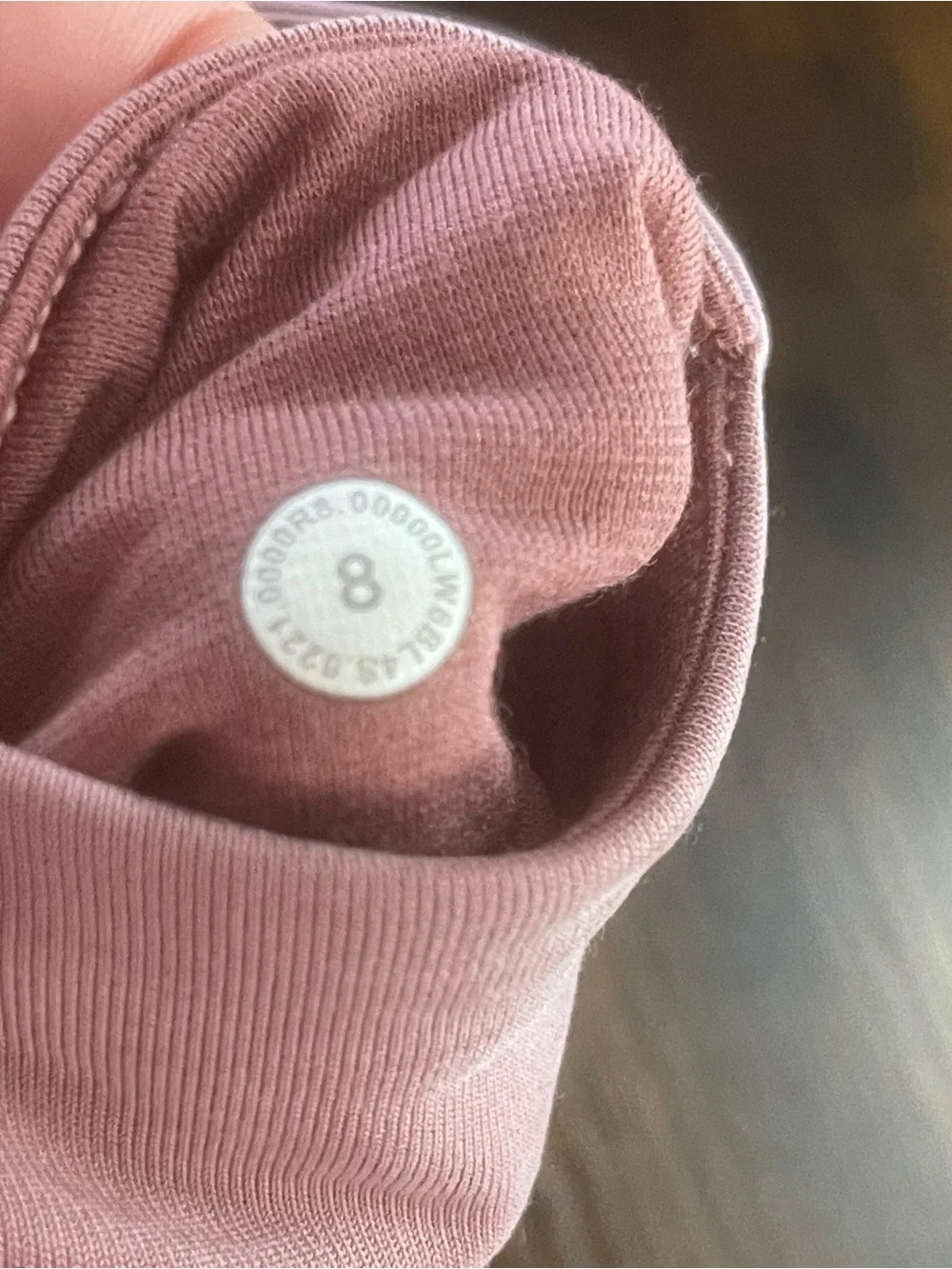 Lululemon size 8 white womans cropped trousers pants